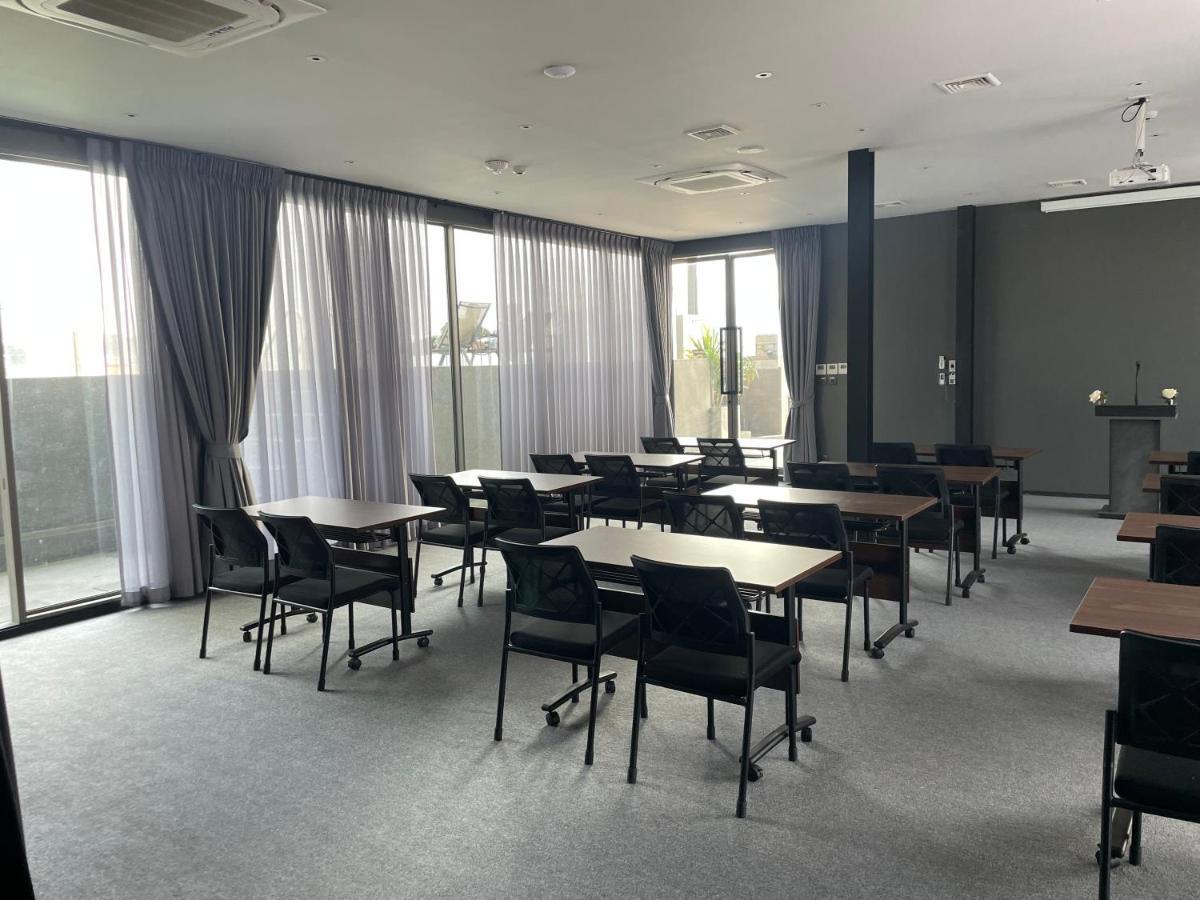 Seekers Finders Rama IV Hotel Surestay Collection By BW Μπανγκόκ Εξωτερικό φωτογραφία