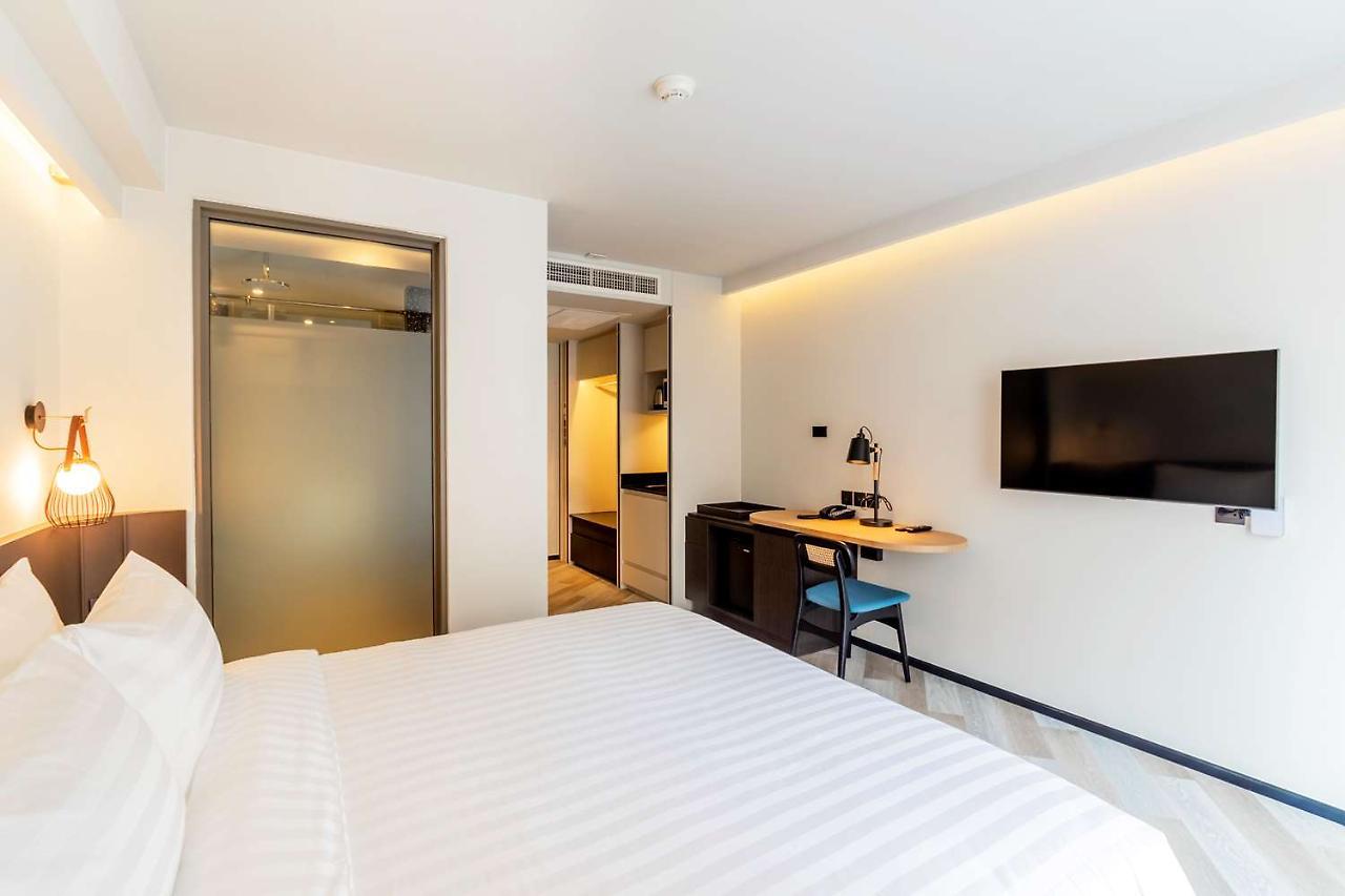 Seekers Finders Rama IV Hotel Surestay Collection By BW Μπανγκόκ Εξωτερικό φωτογραφία