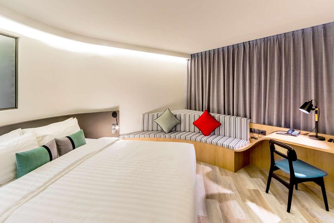 Seekers Finders Rama IV Hotel Surestay Collection By BW Μπανγκόκ Εξωτερικό φωτογραφία