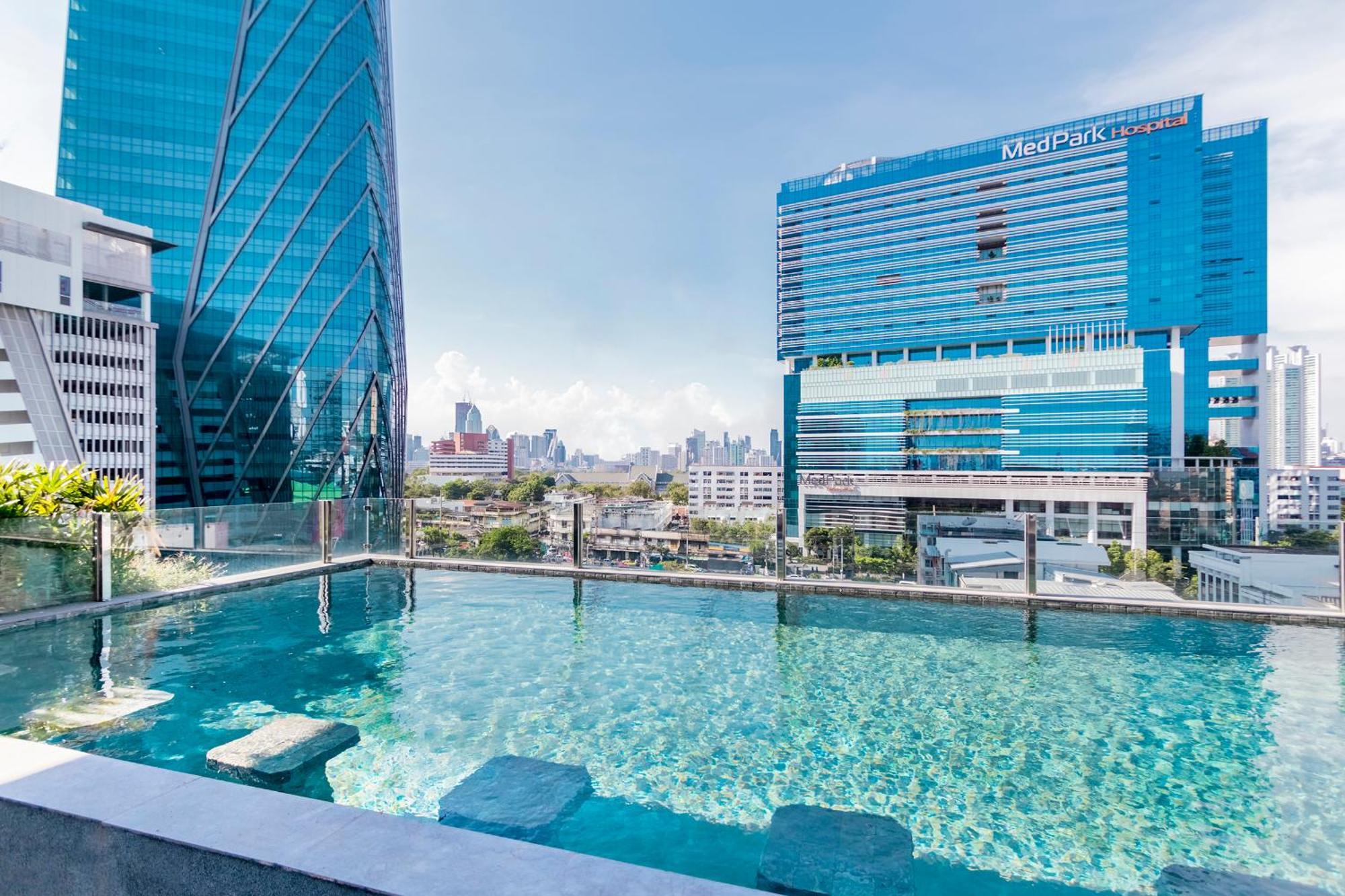 Seekers Finders Rama IV Hotel Surestay Collection By BW Μπανγκόκ Εξωτερικό φωτογραφία